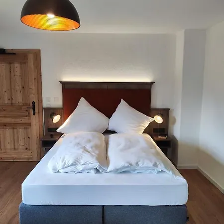Chiemseehof Apartment *
